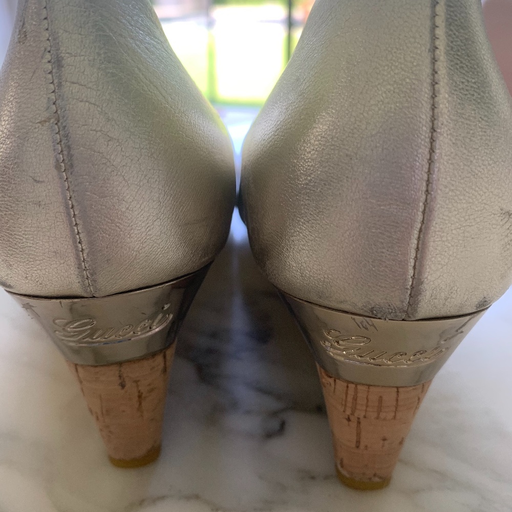 Gucci Gold Metallic cork wedges - Picture 4 of 9